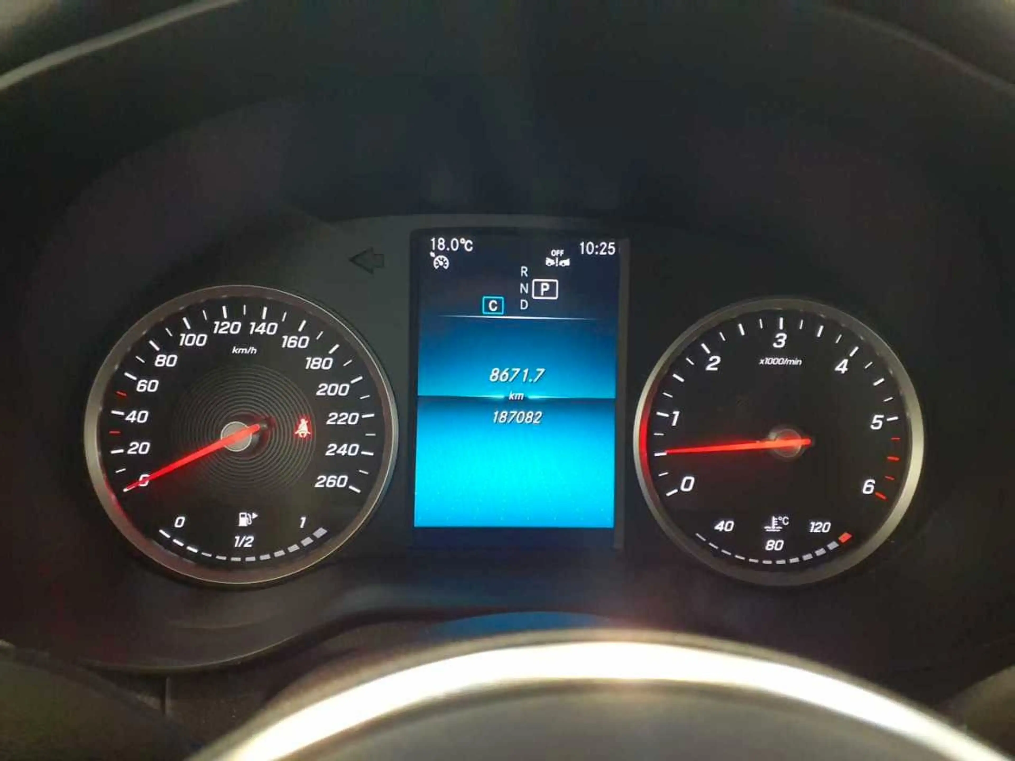 Mercedes-Benz GLC 400 d Coupe 4Matic LED|KAM|Leder|Standheizung — photo 11