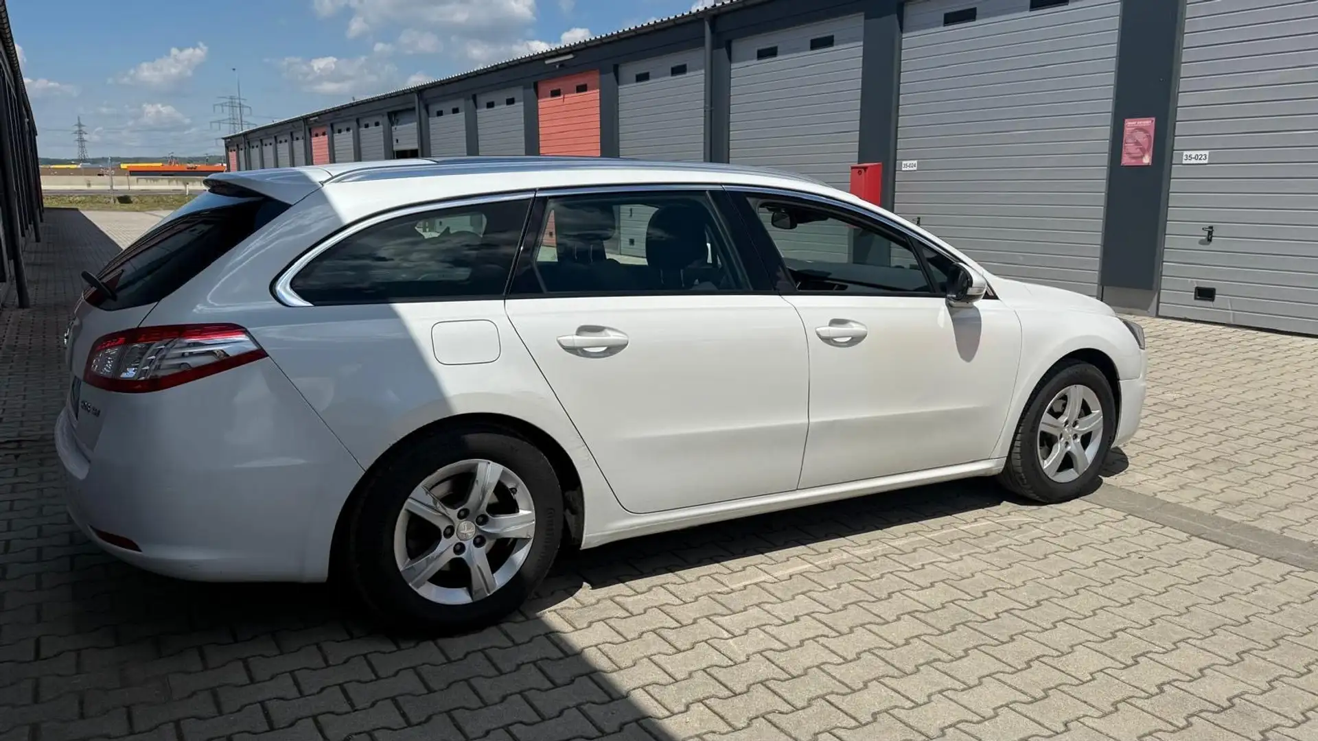 Peugeot 508 SW HDi FAP 110 Access Weiß - 2