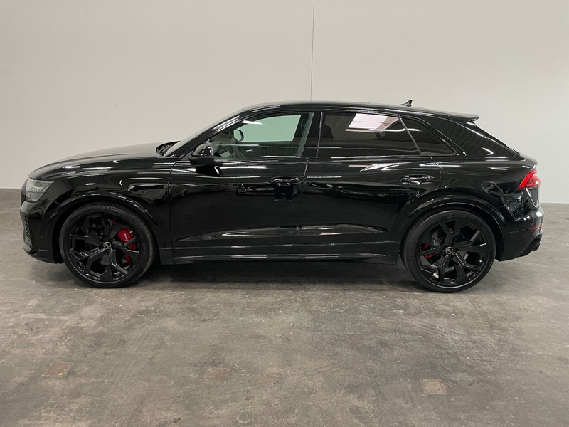 Audi RS Q8 *Keramik/V-MAX 305/Garantie/AHK/Standhzg* — photo 5