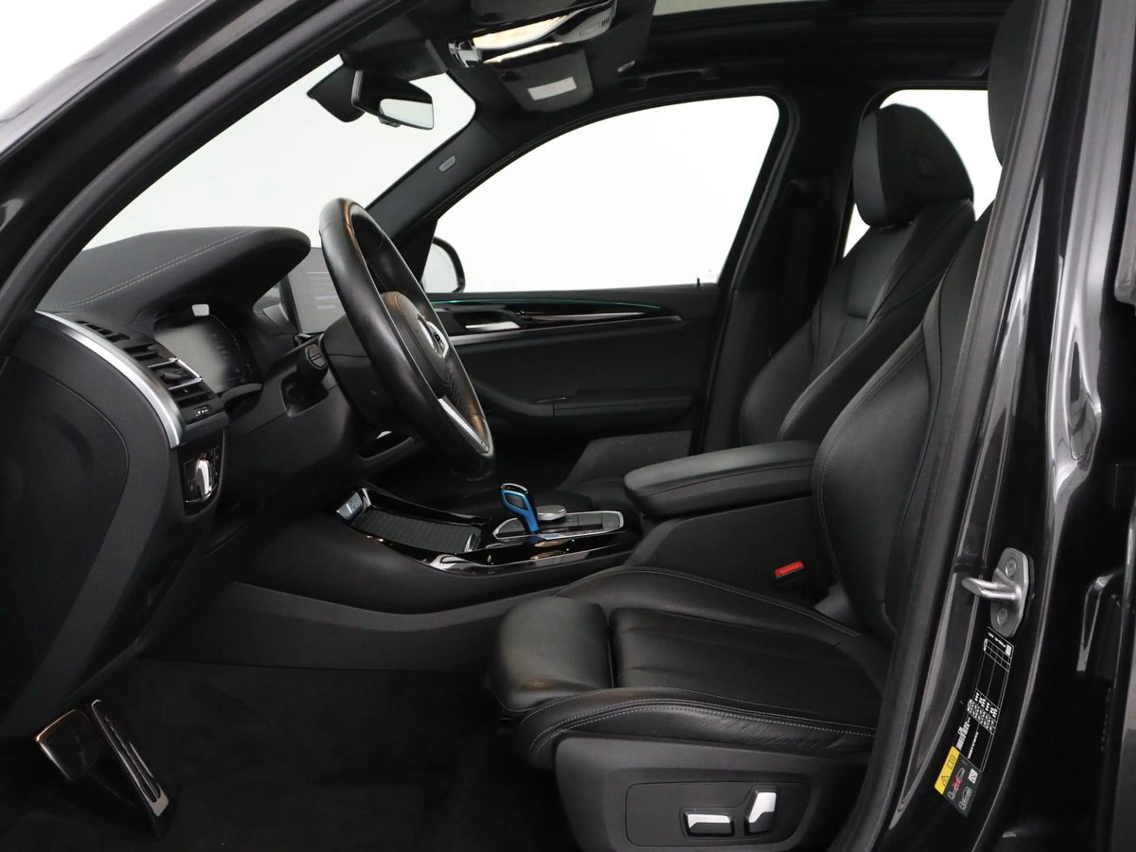 BMW iX3 Executive 80 kWh | SOH 93,8% | Panoramadak | Leder — photo 4