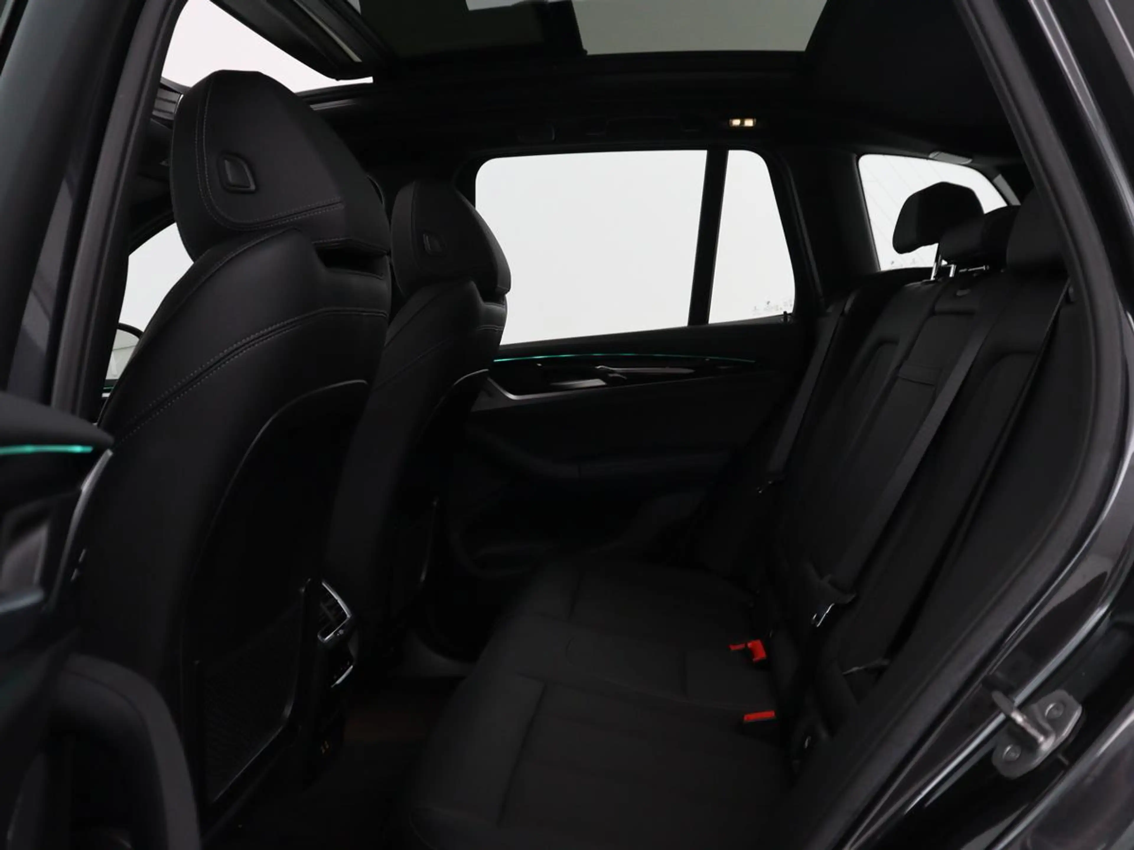 BMW iX3 Executive 80 kWh | SOH 93,8% | Panoramadak | Leder — photo 6