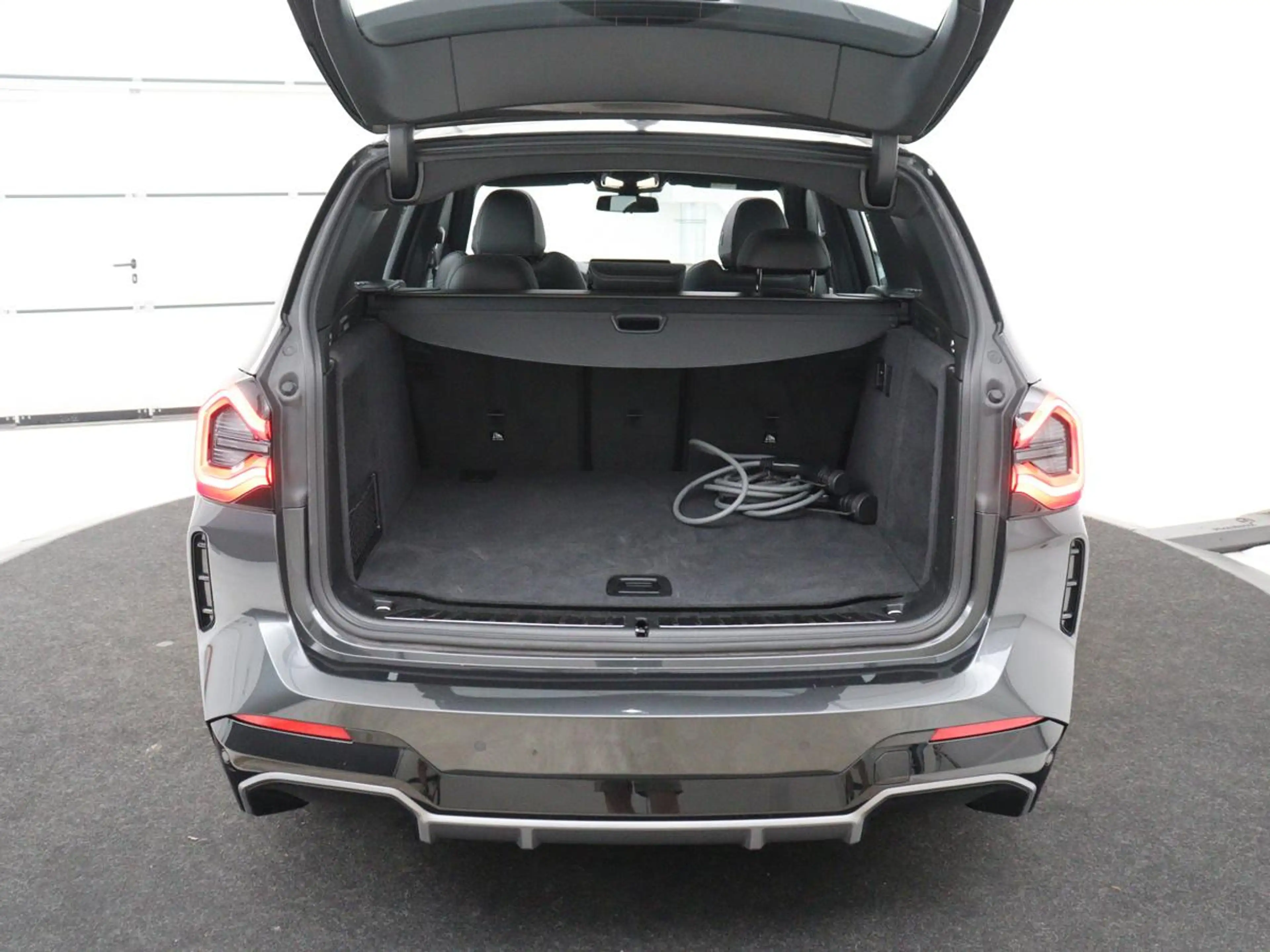 BMW iX3 Executive 80 kWh | SOH 93,8% | Panoramadak | Leder — photo 27