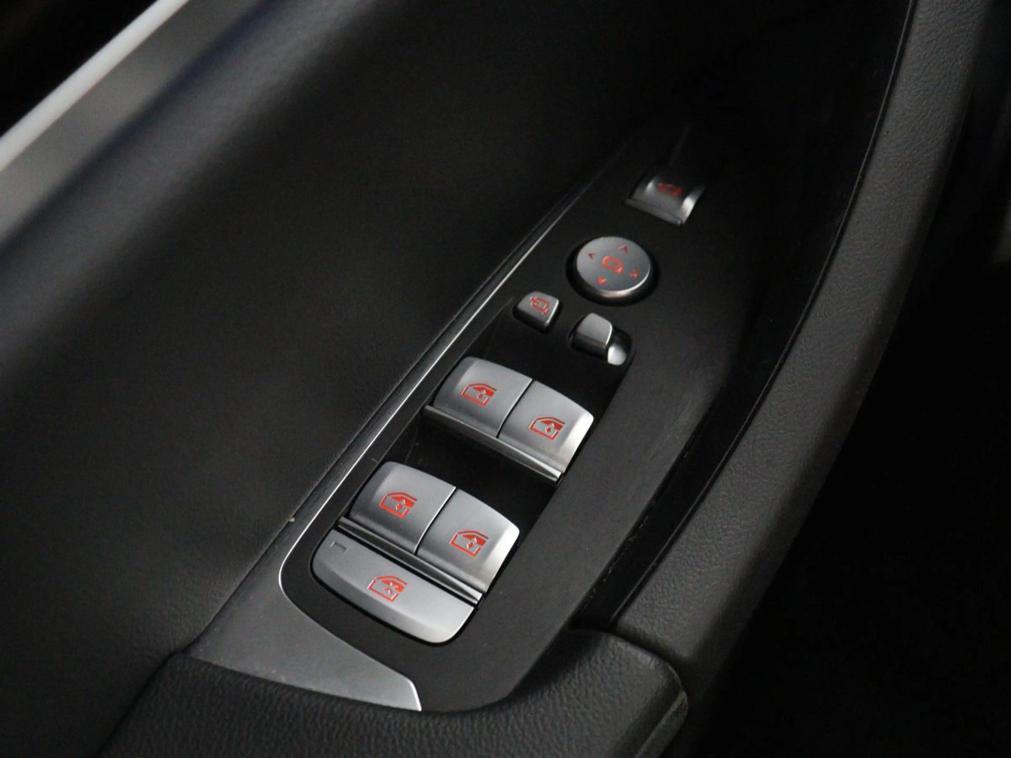 BMW iX3 Executive 80 kWh | SOH 93,8% | Panoramadak | Leder — photo 22