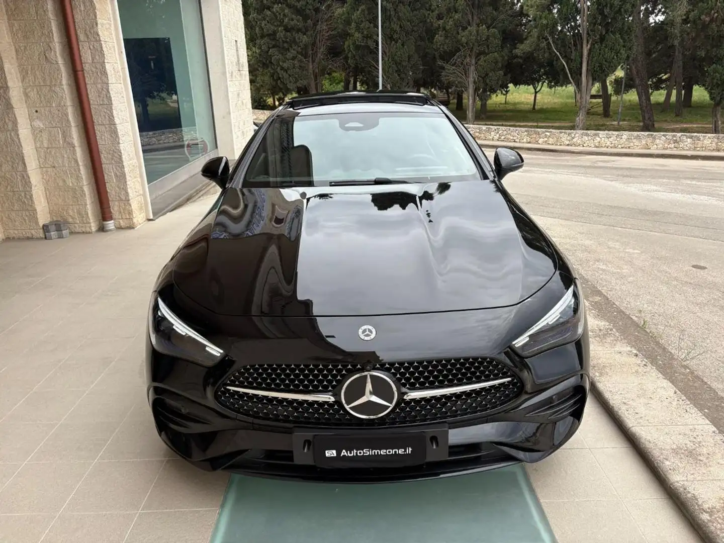 Mercedes-Benz CLE 220 d Coupé AMG Line Premium Plus TETTO-BURMESTER. Schwarz - 2