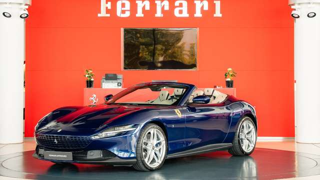Ferrari Roma Spider