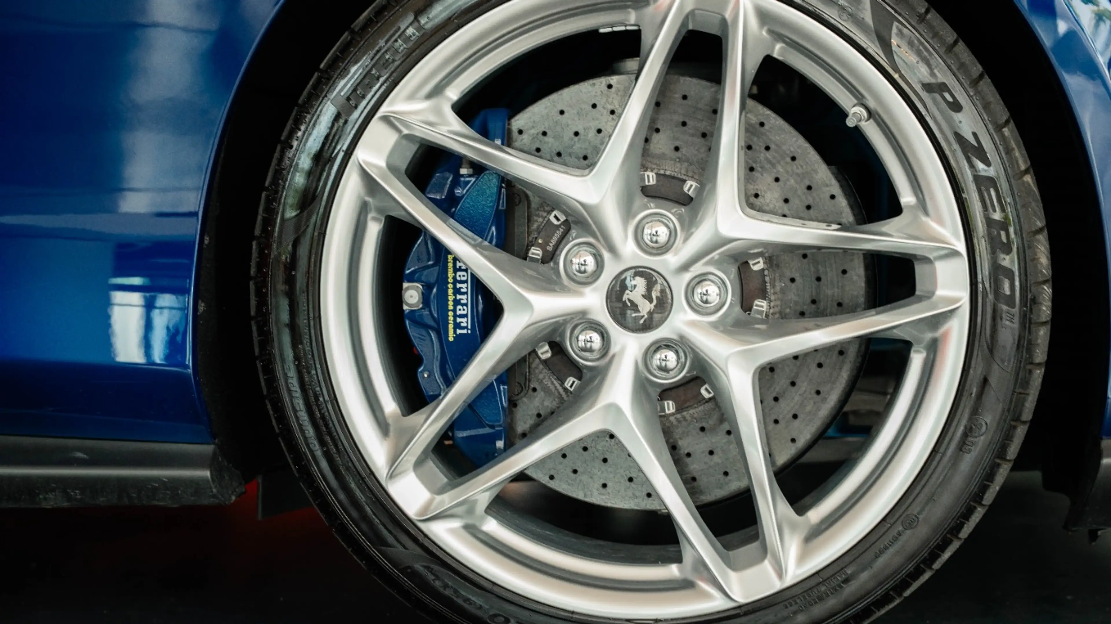 Ferrari Roma Spider — photo 12