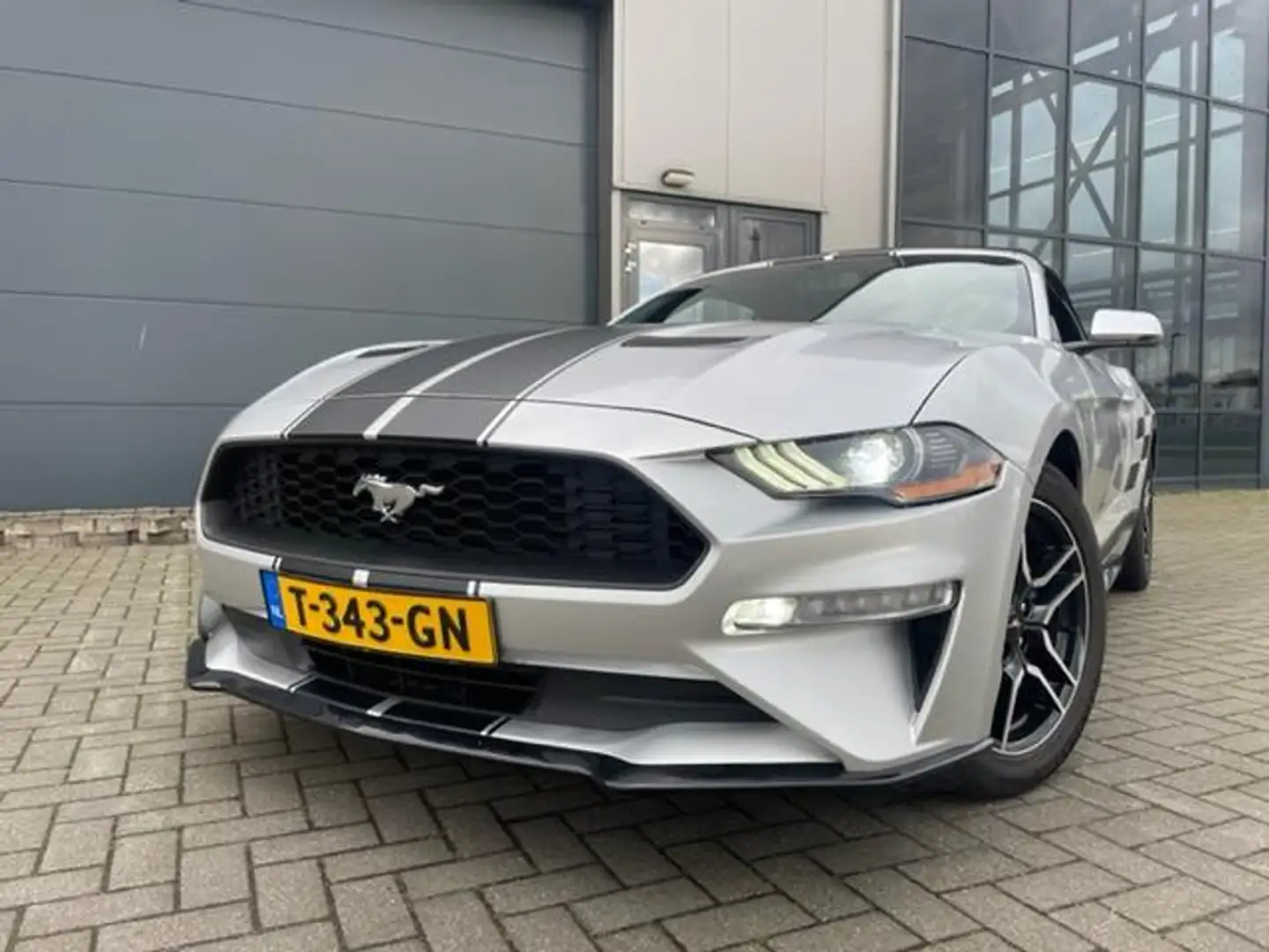 Ford Mustang Convertible 2.3 EcoBoost GT Design Cabriolet Grijs - 1