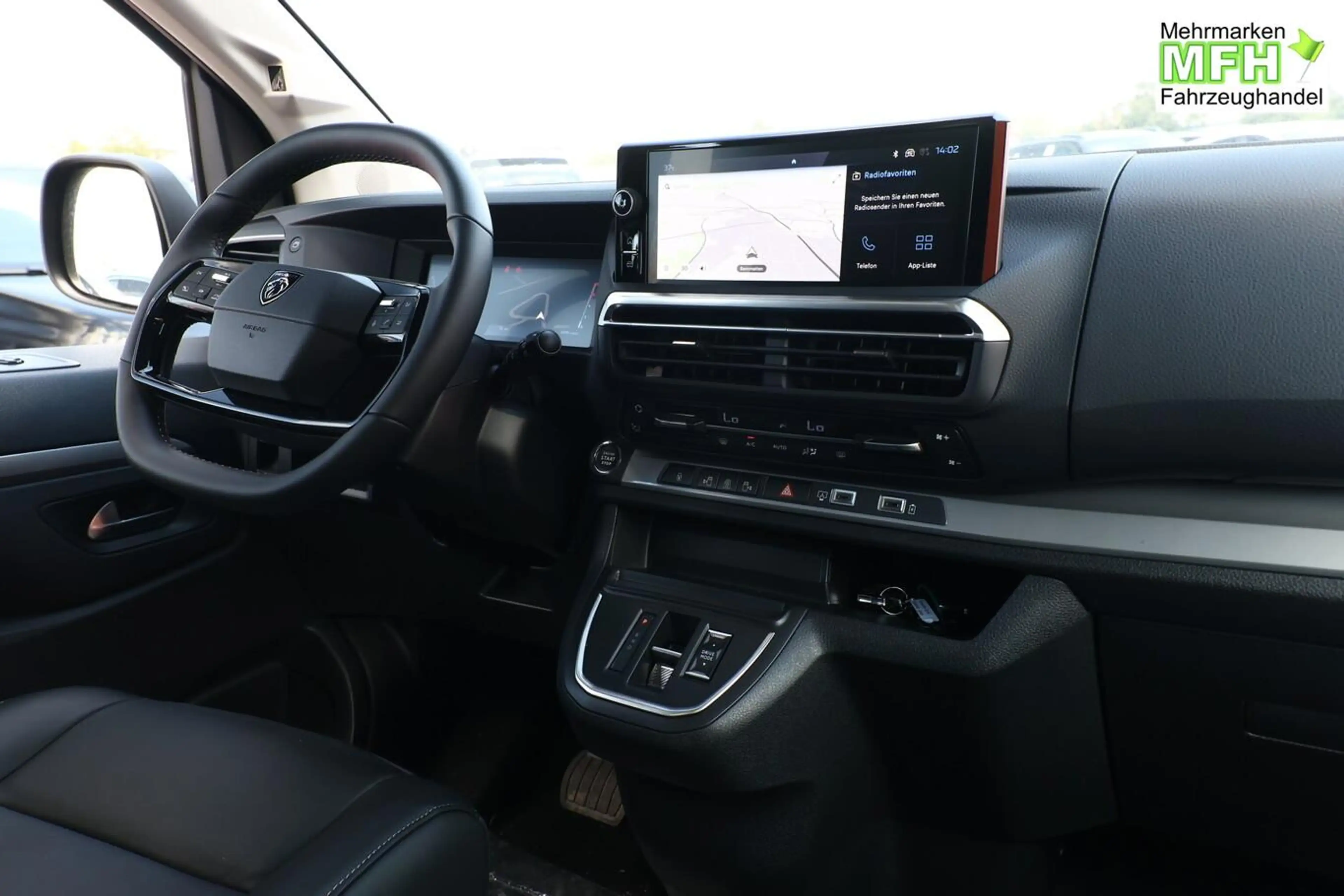 Peugeot Traveller Allure L3 Pano Nav AHK Massage SHZ BT 130 kW (1... — photo 8