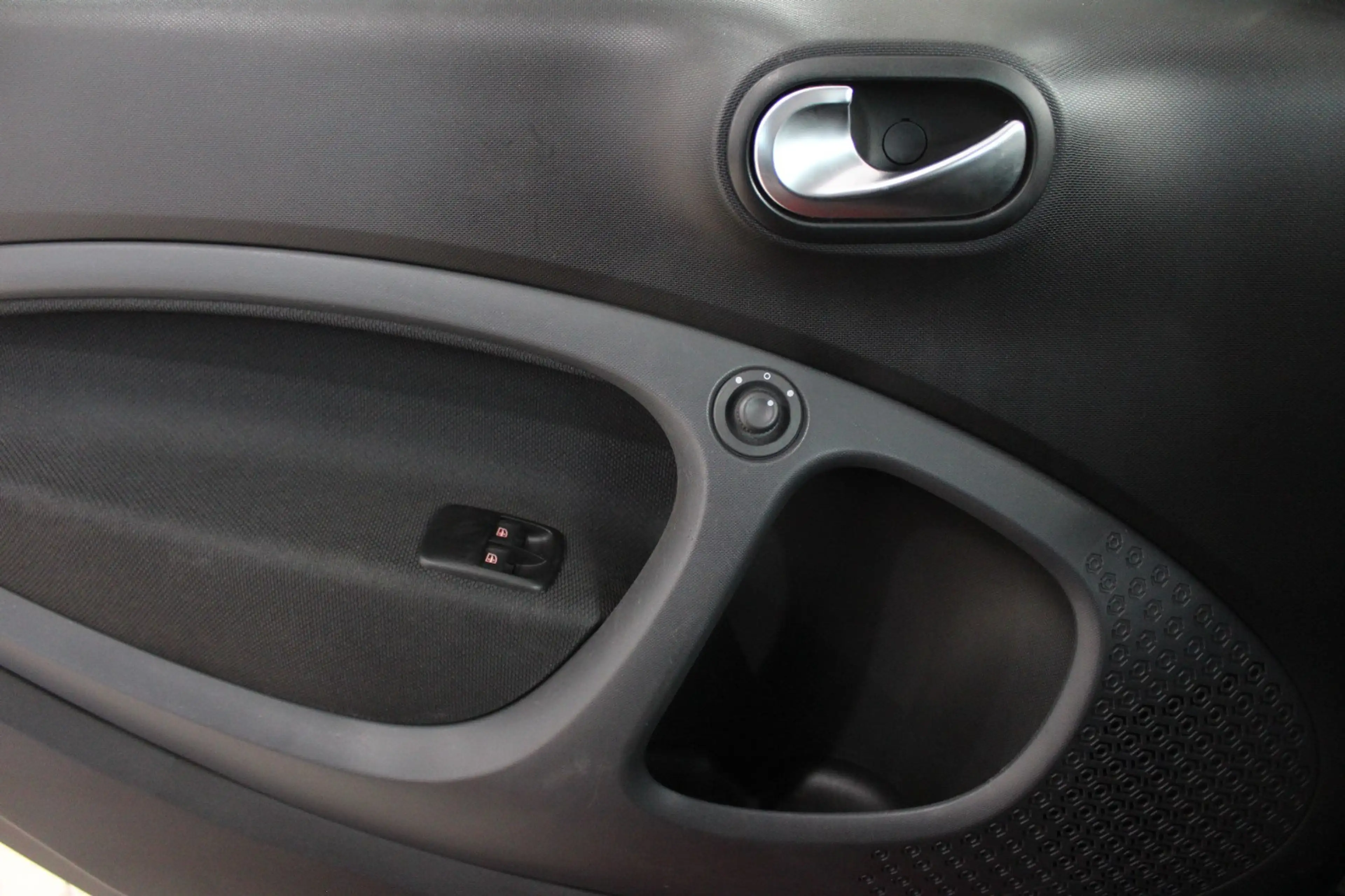 smart forTwo coupe 1.0 Brabus — photo 13