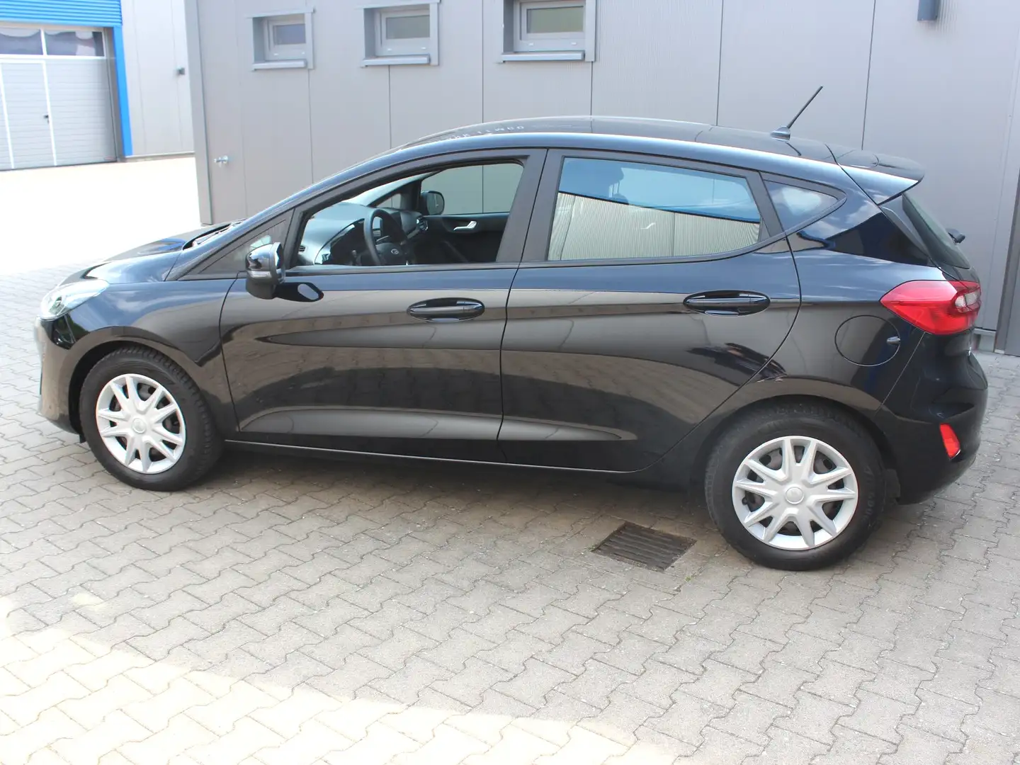Ford Fiesta Cool & Connect 1,0 EcoBoost Start/Stopp Noir - 2