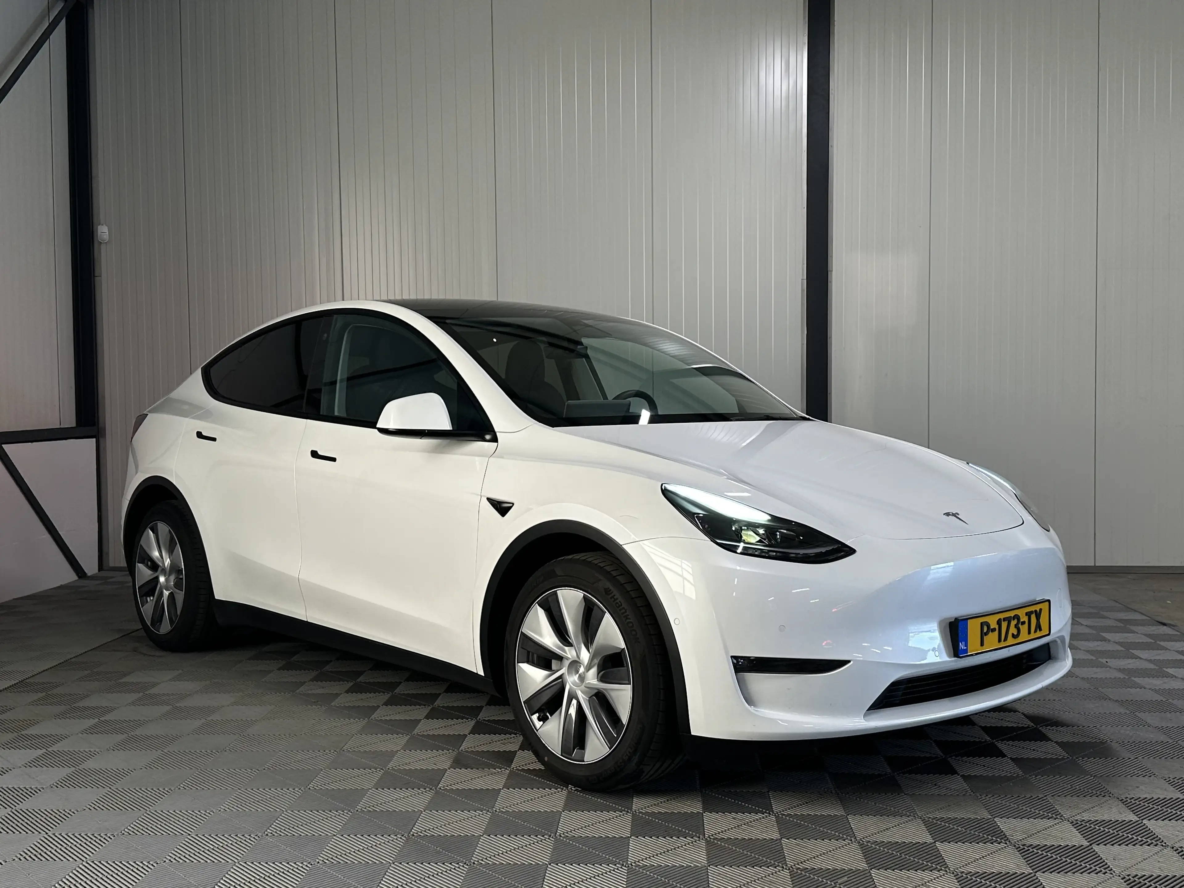 Tesla Model Y Long Range AWD 75kWh | SOH 91% | Pano | Leer — photo 9