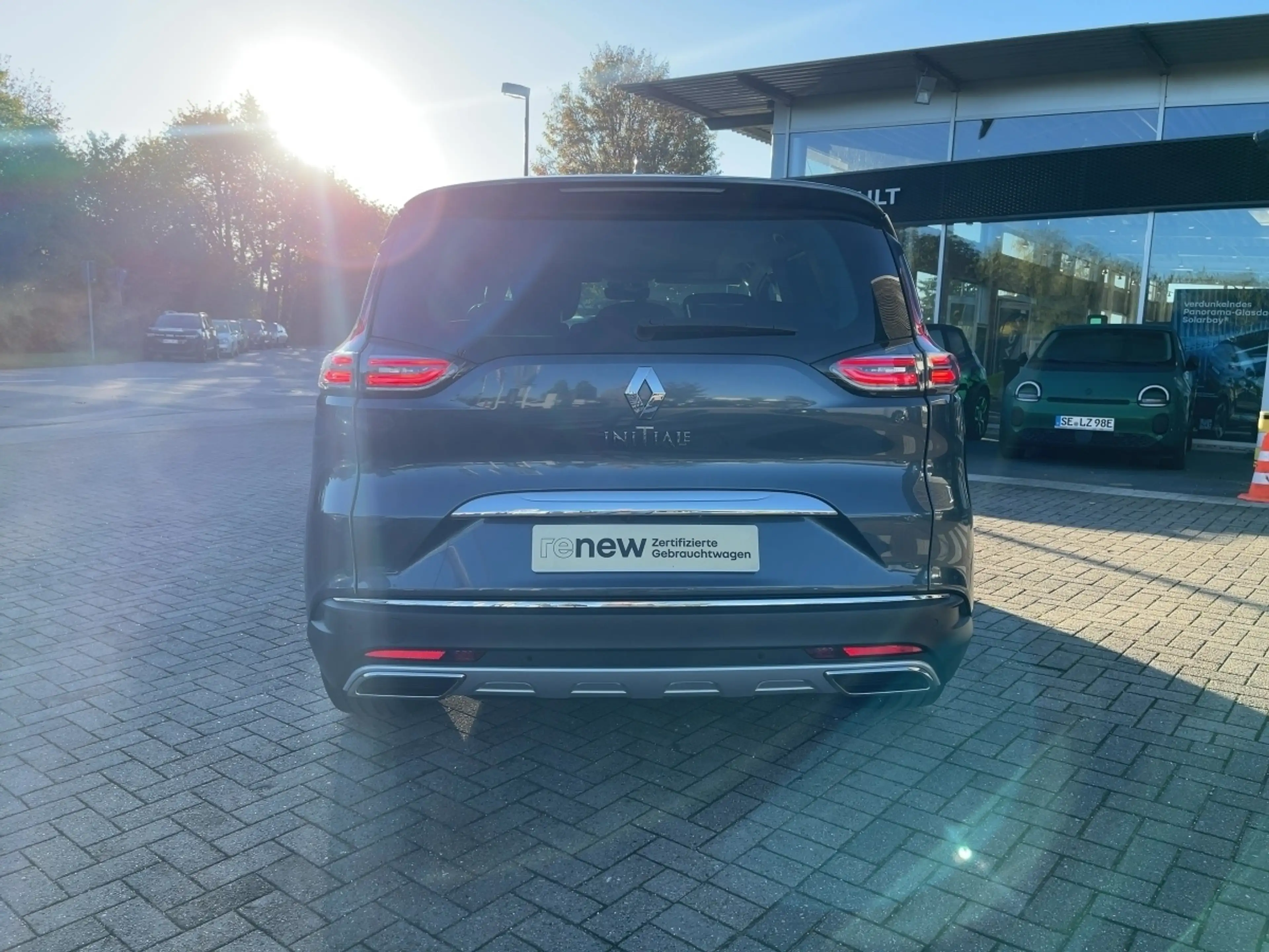 Renault Espace V Initiale Paris 2.0 BLUE dCi 190 — photo 3