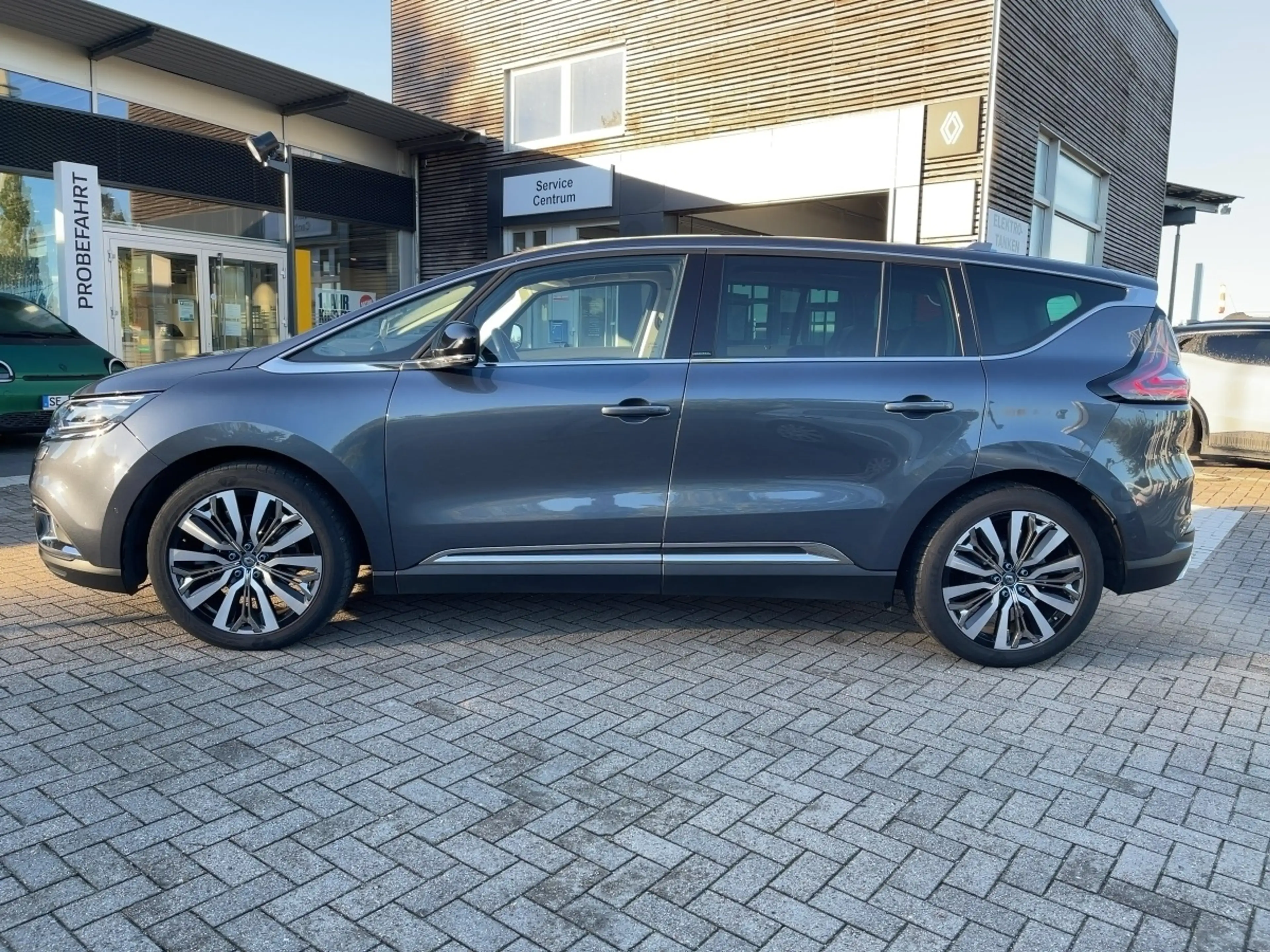Renault Espace V Initiale Paris 2.0 BLUE dCi 190 — photo 2