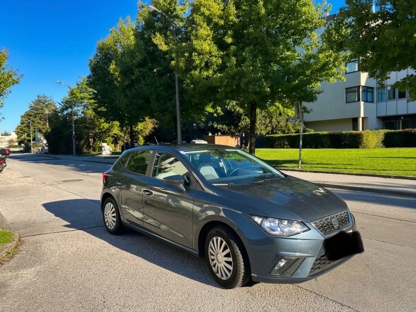 SEAT Ibiza Ibiza 1,0 Style Style Grau - 1