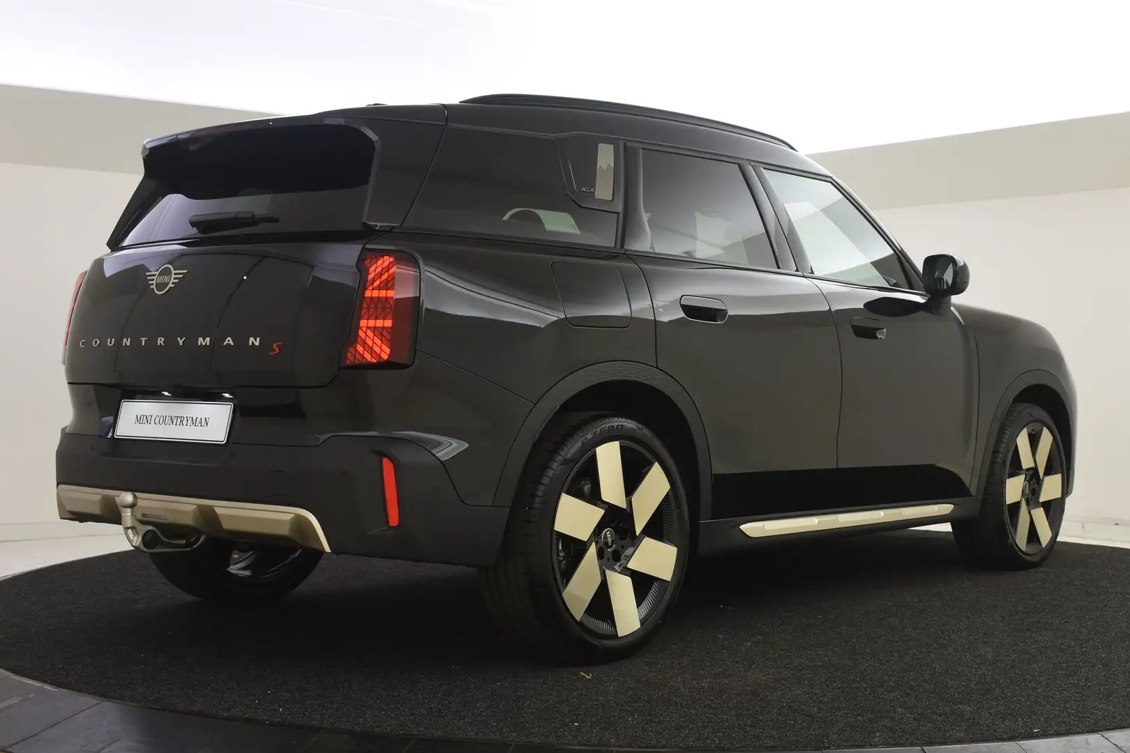 MINI Countryman S All4 Automaat / Favoured Trim / Pakket XL / 20" Windmil Negro - 2