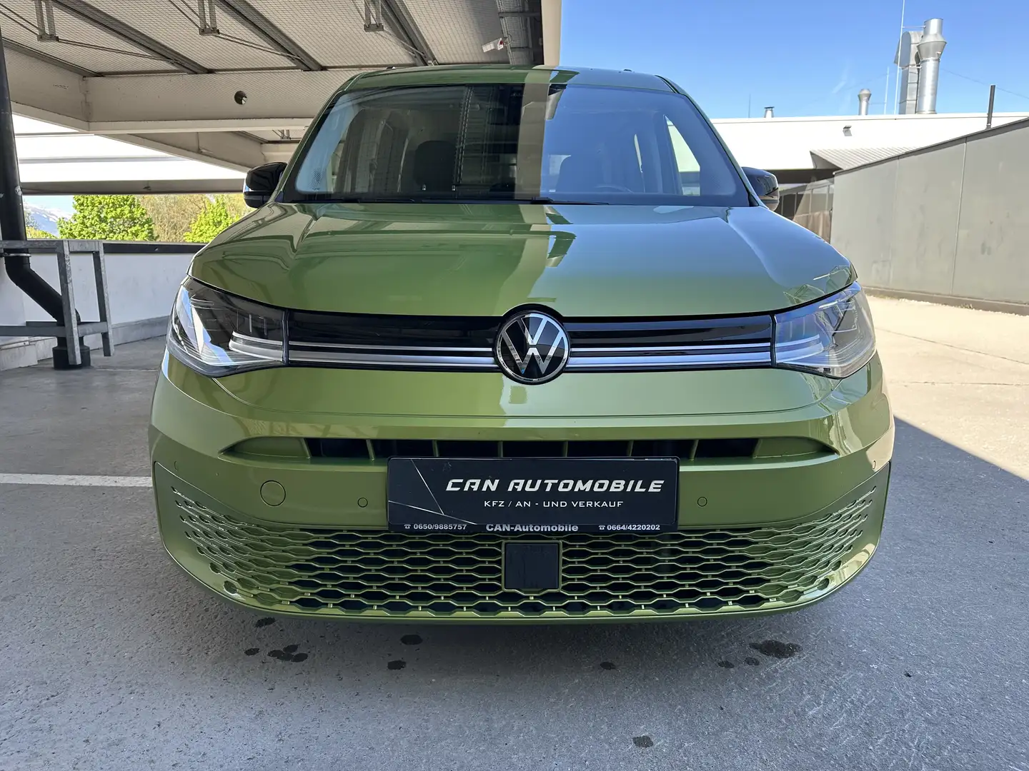 Volkswagen Caddy Life Grün - 1