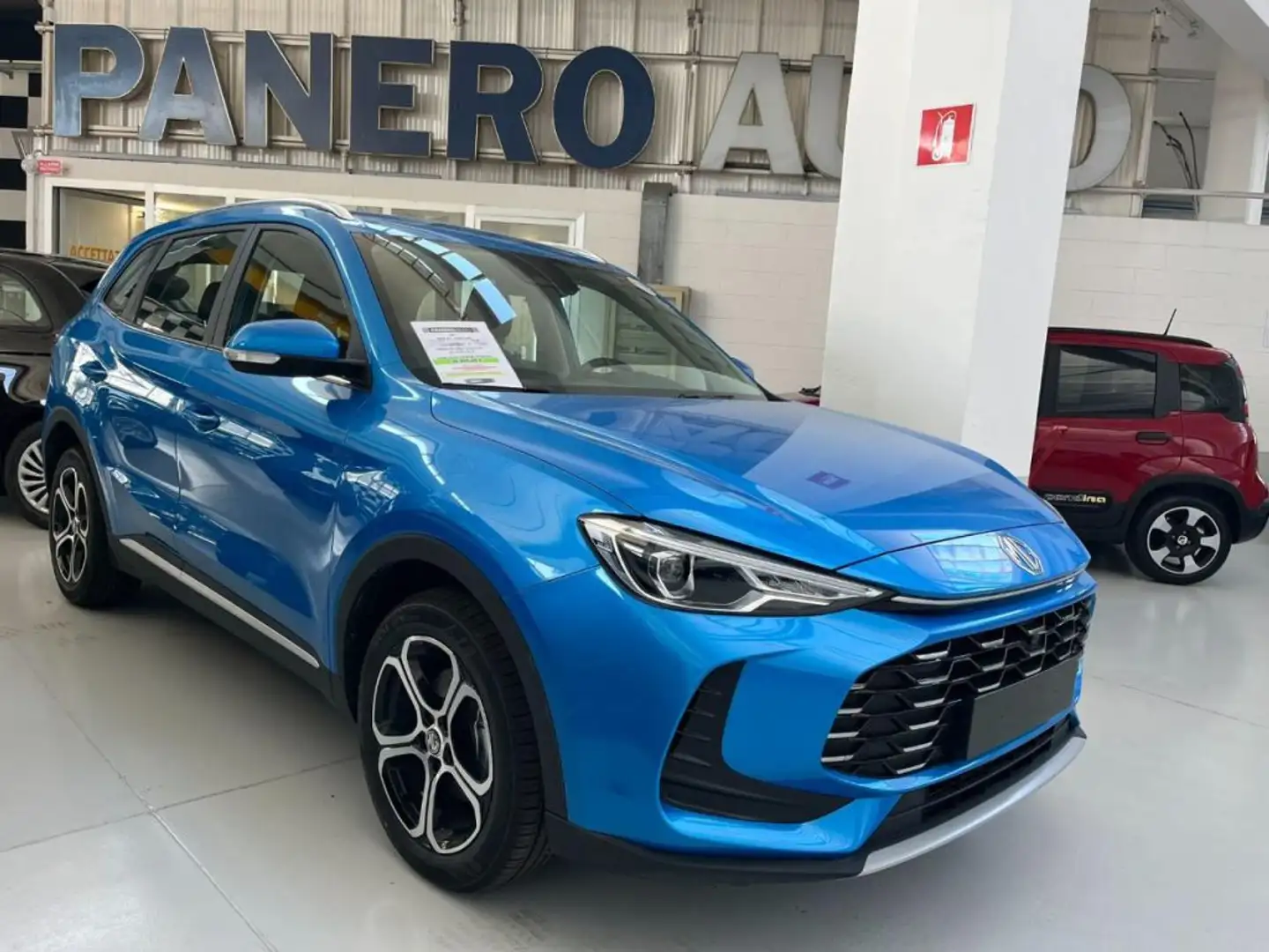 MG ZS 1.5 Hybrid+ Comfort Azul - 1