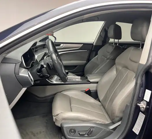 Audi A7 view 8