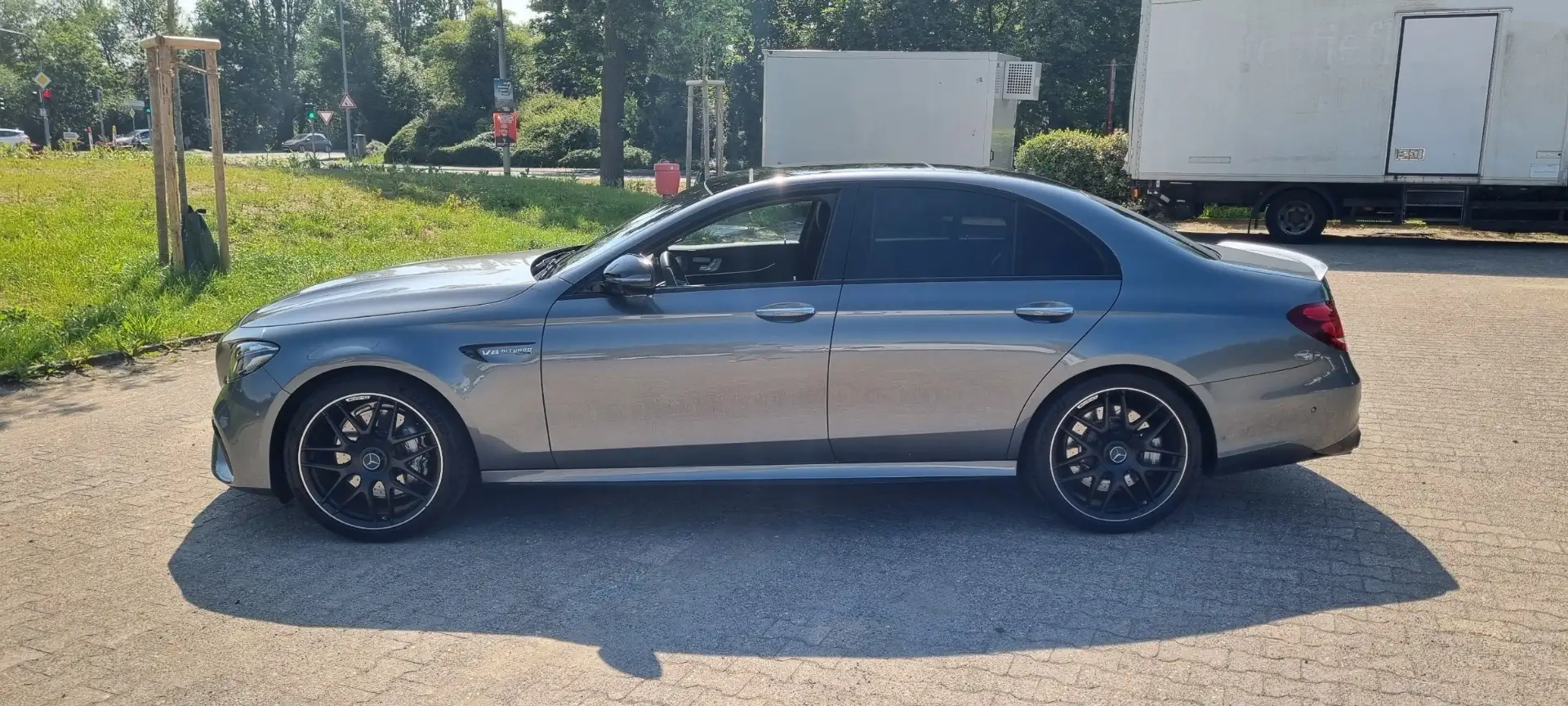 Mercedes-Benz E 63 AMG 4Matic Speedshift 9G Drivers Package Perf. Abgas Gri - 1
