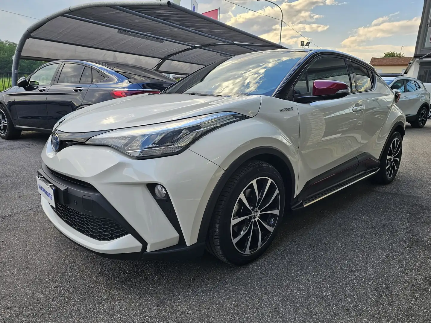 Toyota C-HR 2.0h Trend e-cvt **PEDANE-CERCHI 18** Bianco - 1