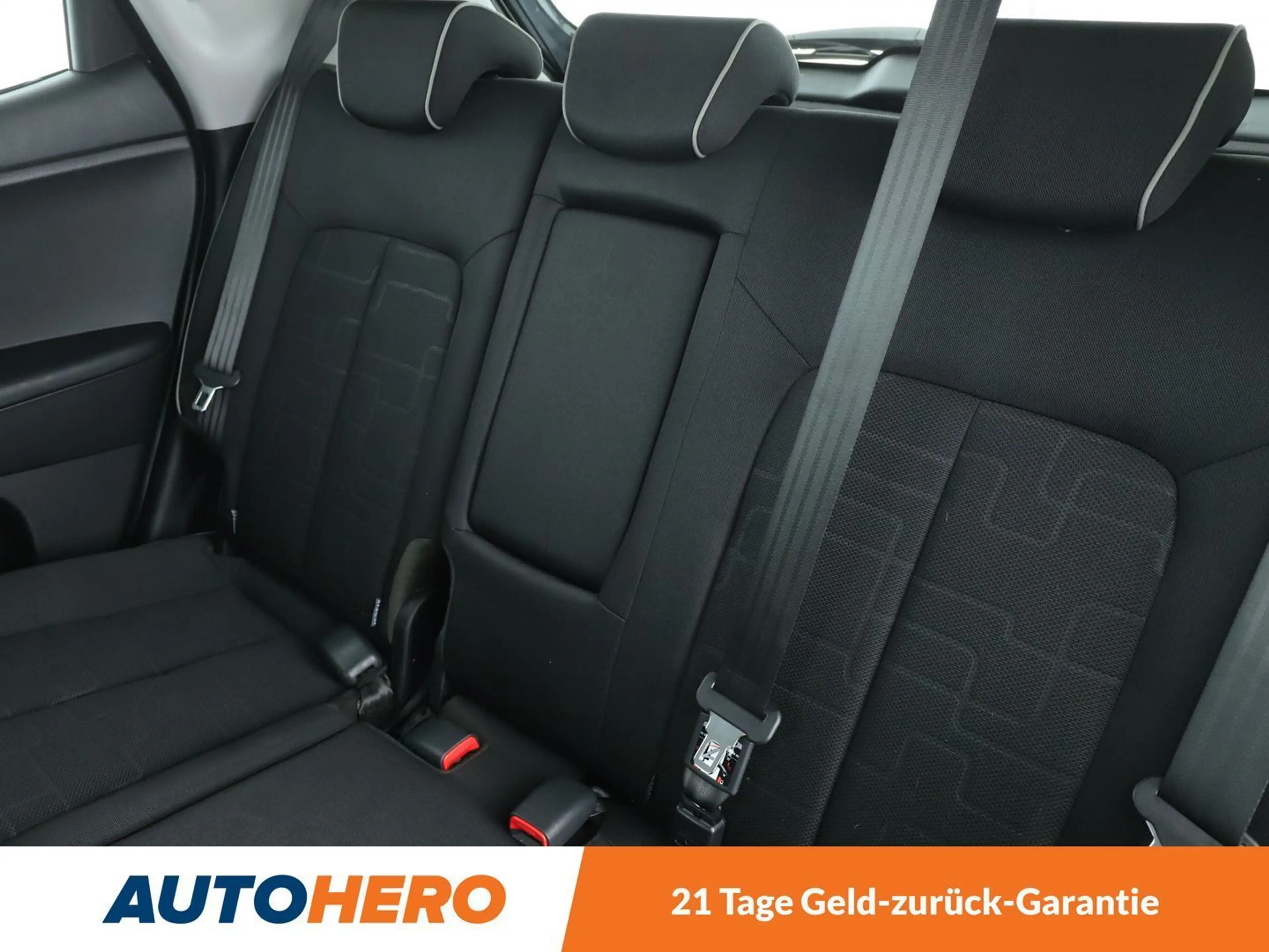 Kia Venga 1.6 UEFA Euro 2016 Aut.*CAM*PDC*SHZ*KLIMA* — photo 14