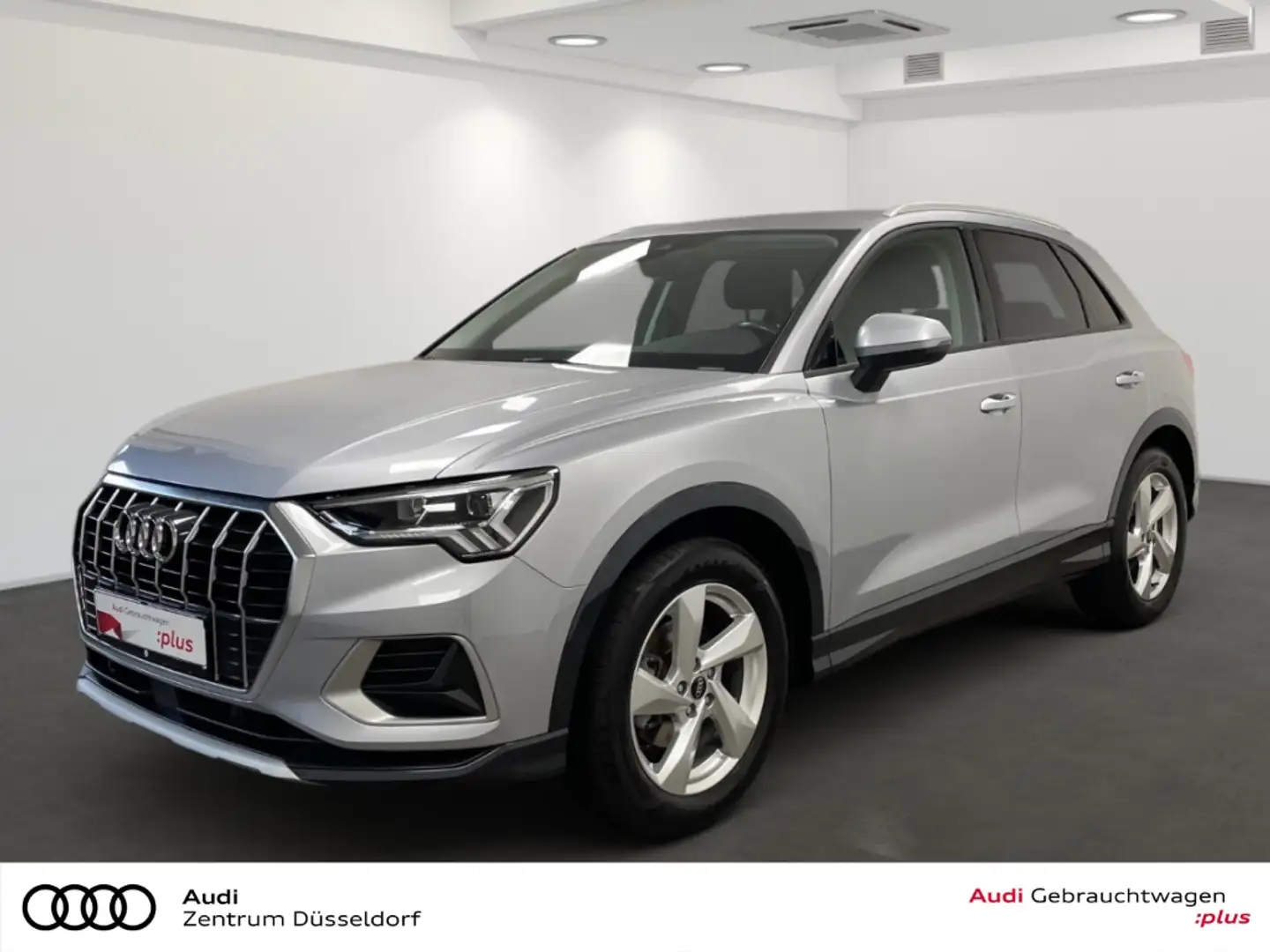 Audi Q3 35 TFSI advanced AHK CARPLAY LED PDC MMI Silber - 1