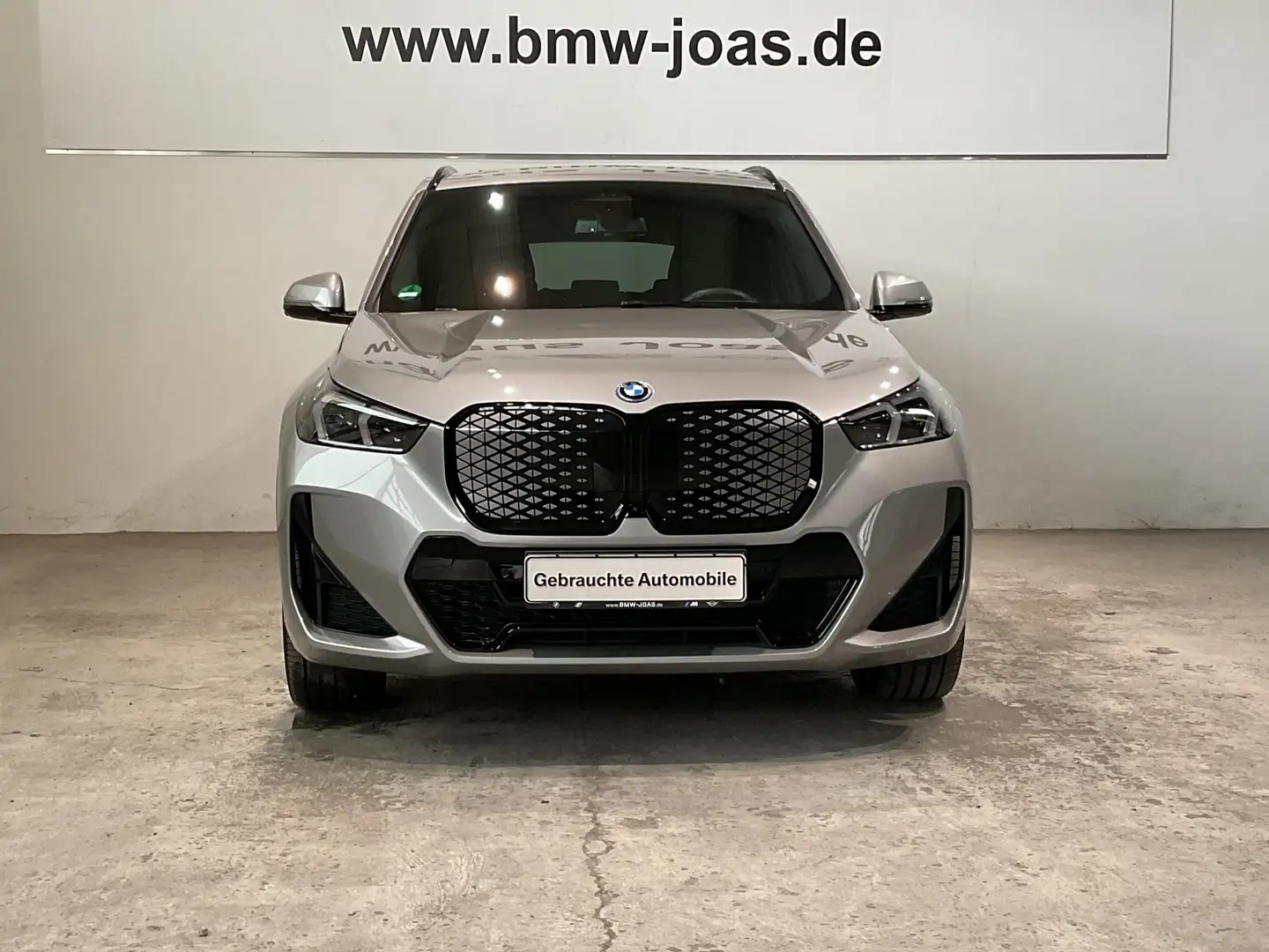 BMW iX1 xDrive30 M Sportpaket | Panorama Glasdach | Head-U Silber - 2