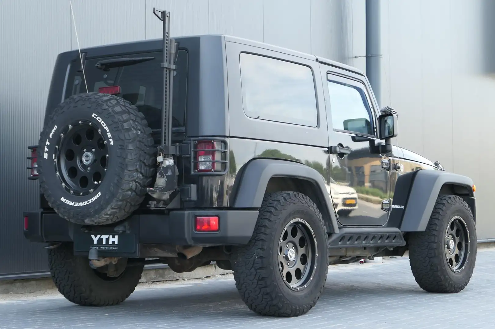 Jeep Wrangler 3.8 Sport Youngtimer LPG Leder Airco Trekhaak Czarny - 2