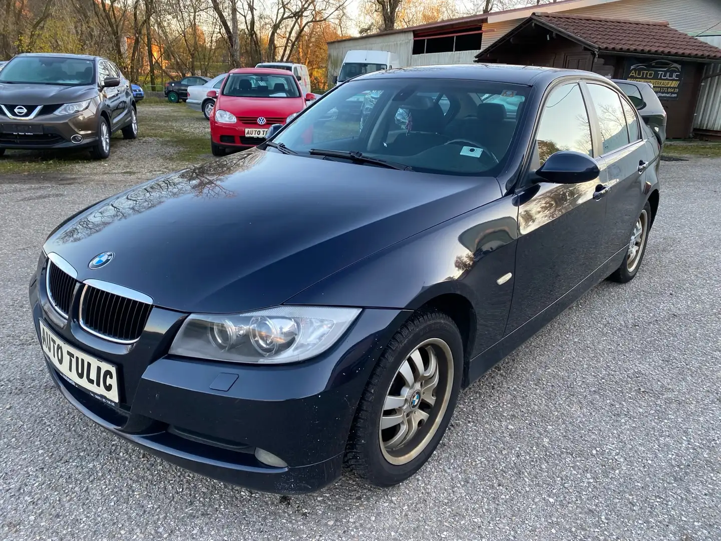 BMW 318 318i Österreich-Paket**Xenon** Bleu - 2