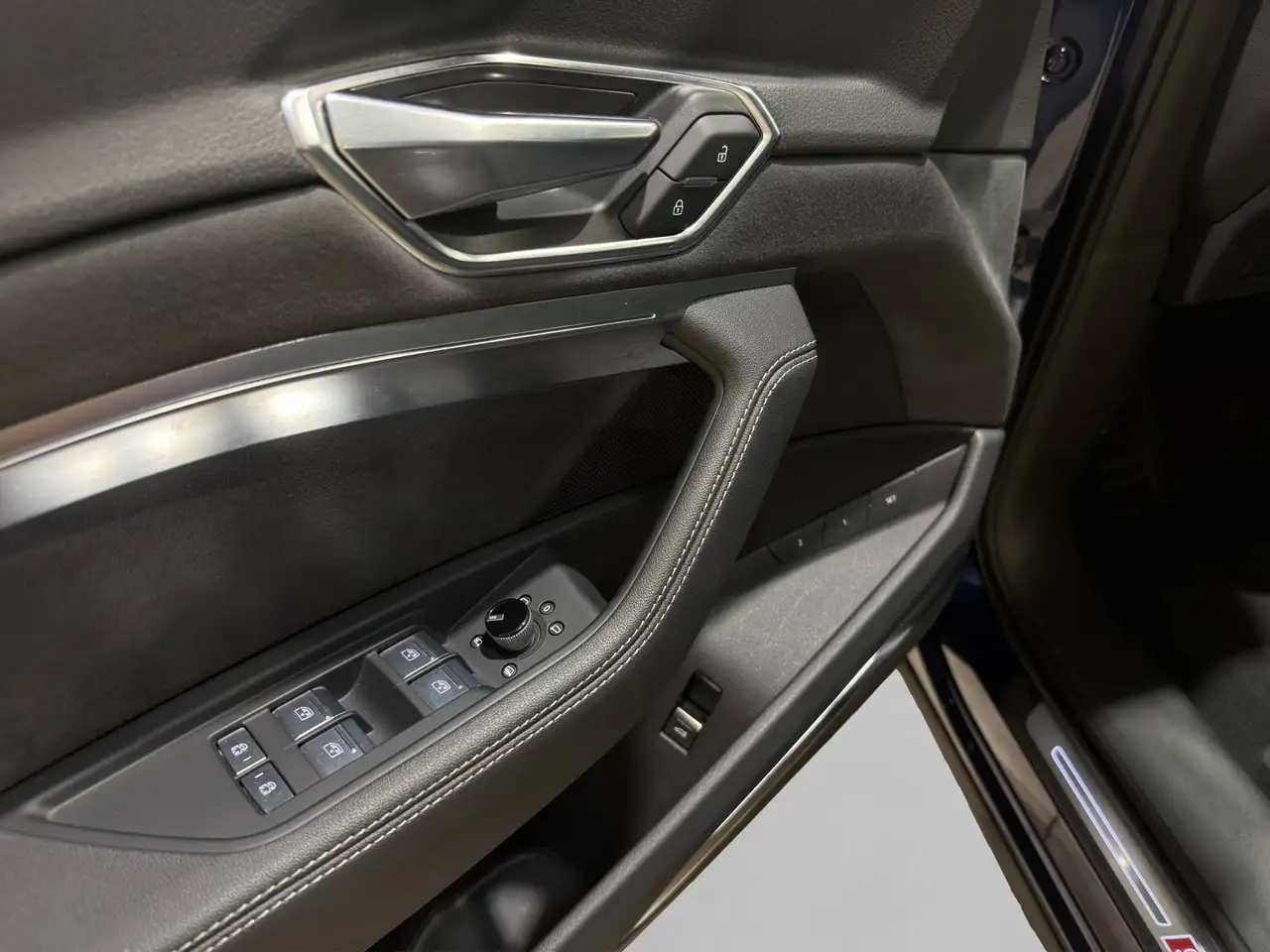 Audi e-tron S SPORTBACK ***HEAD UP DISPLAY*LED MATRIX*HEATED SEATS***, миниатюра 22