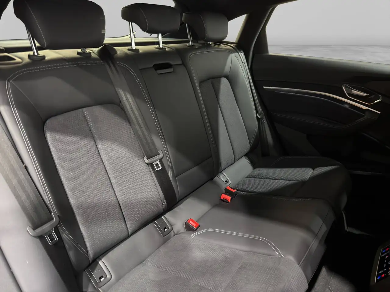 Audi e-tron S SPORTBACK ***HEAD UP DISPLAY*LED MATRIX*HEATED SEATS***, миниатюра 12