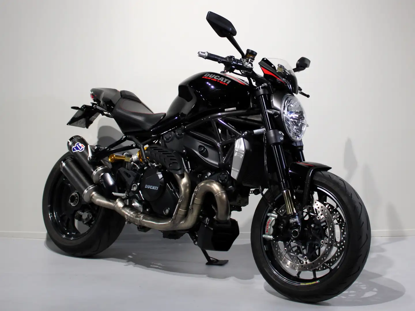 Ducati Monster 1200 R - 2