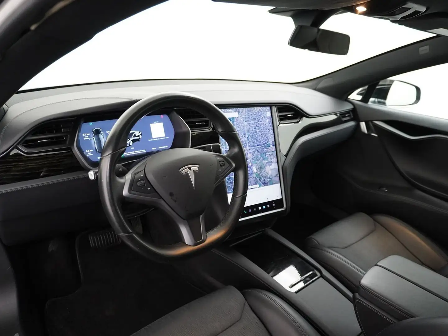 Tesla Model S Model SPerformance Schwarz - 2