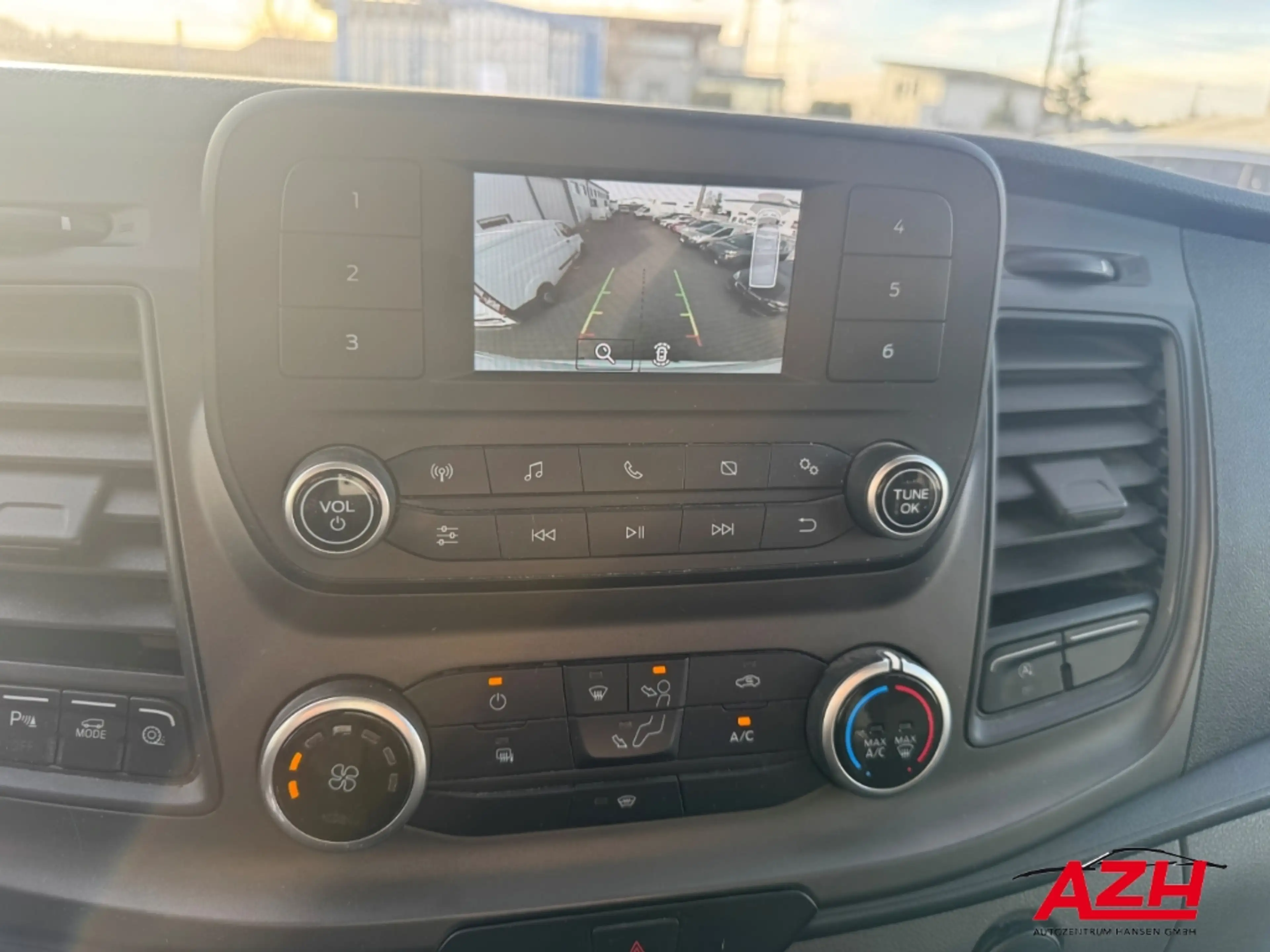 Ford Transit Kasten L3H2 2.0 TDCi Euro 6 — photo 15