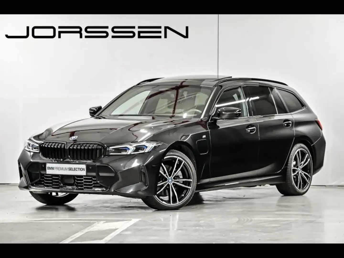 BMW 330 Touring Zwart - 1