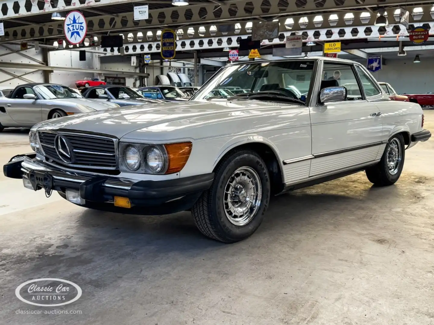 Mercedes-Benz - ONLINE AUCTION Bílá - 1