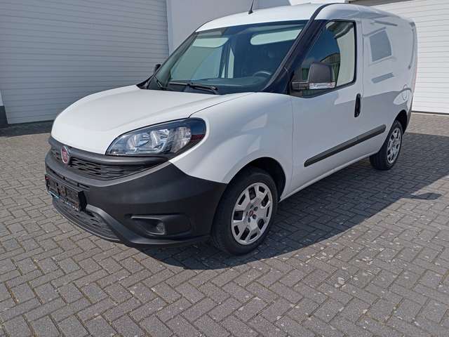 Imagine Fiat Doblo Cargo