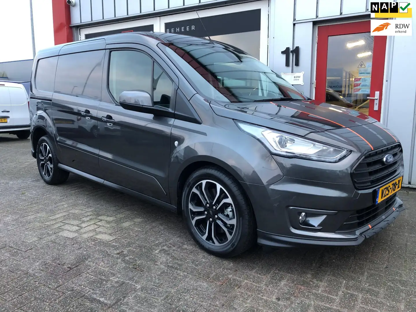 Ford Transit Connect 1.5 L2 Sport AUTOMAAT HONDENAUTO Gris - 1