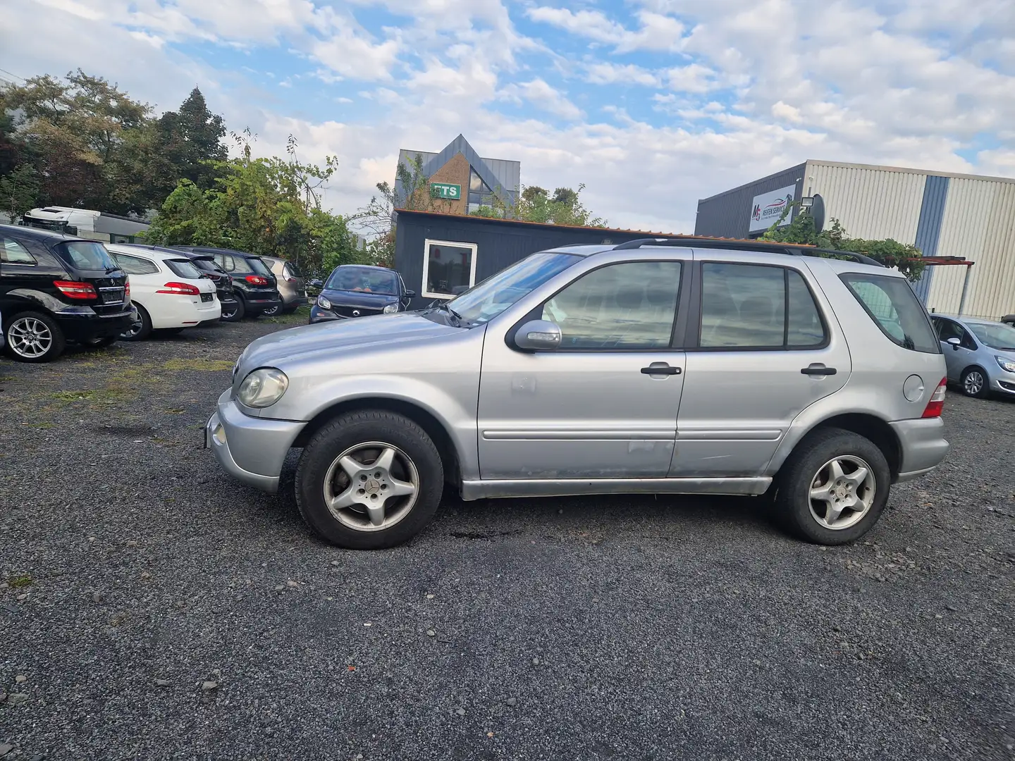 Mercedes-Benz ML 270 ML 270 CDI (163.113) Grau - 1