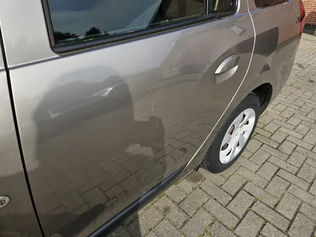 Dacia Logan view 4
