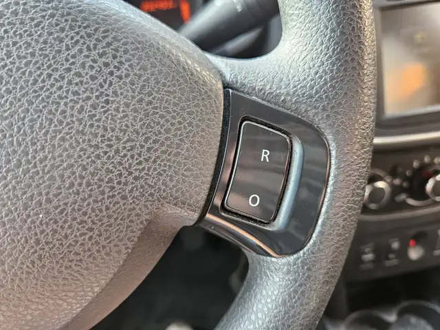 Dacia Logan view 14
