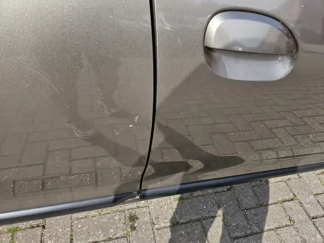 Dacia Logan view 25