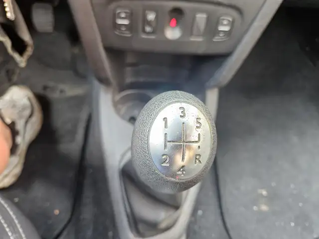 Dacia Logan view 15