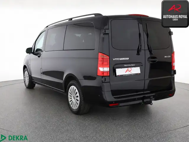 Mercedes-Benz Vito view 3