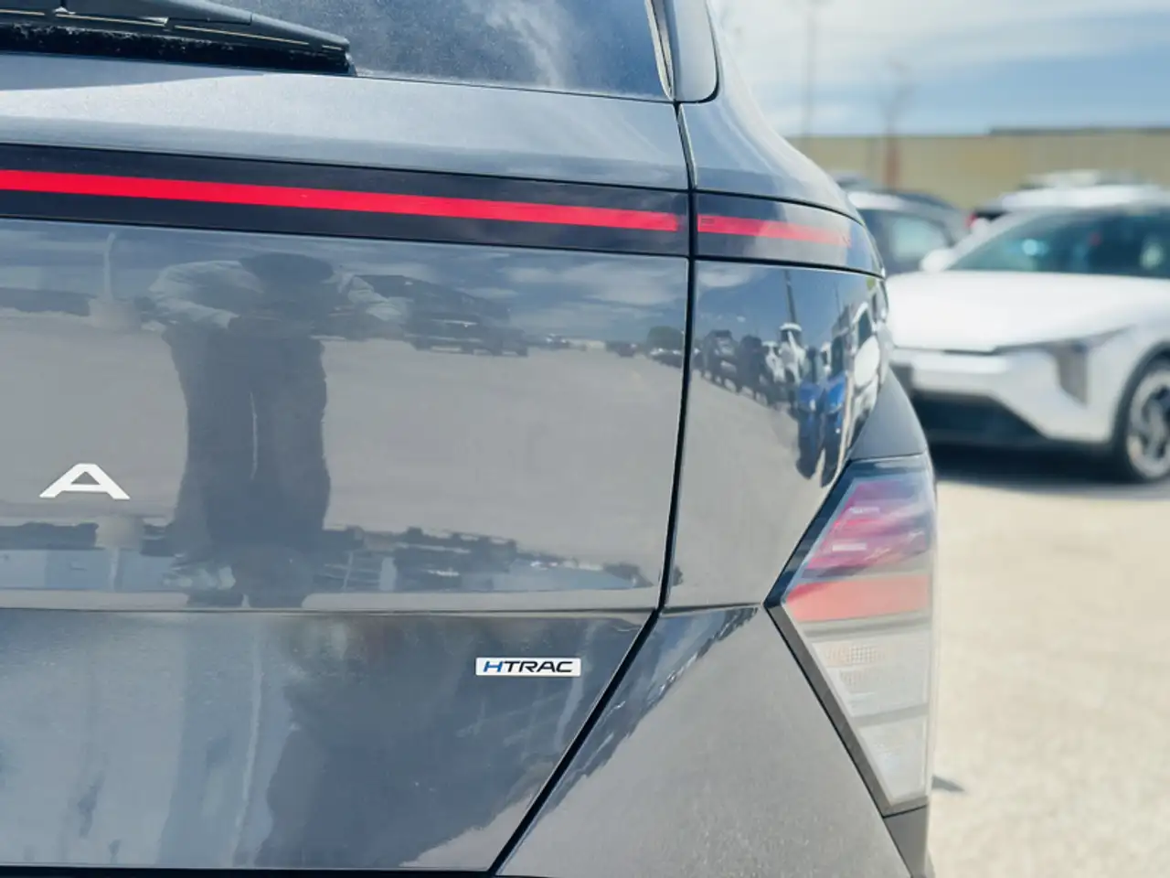 Hyundai KONA снимка Hyundai KONA