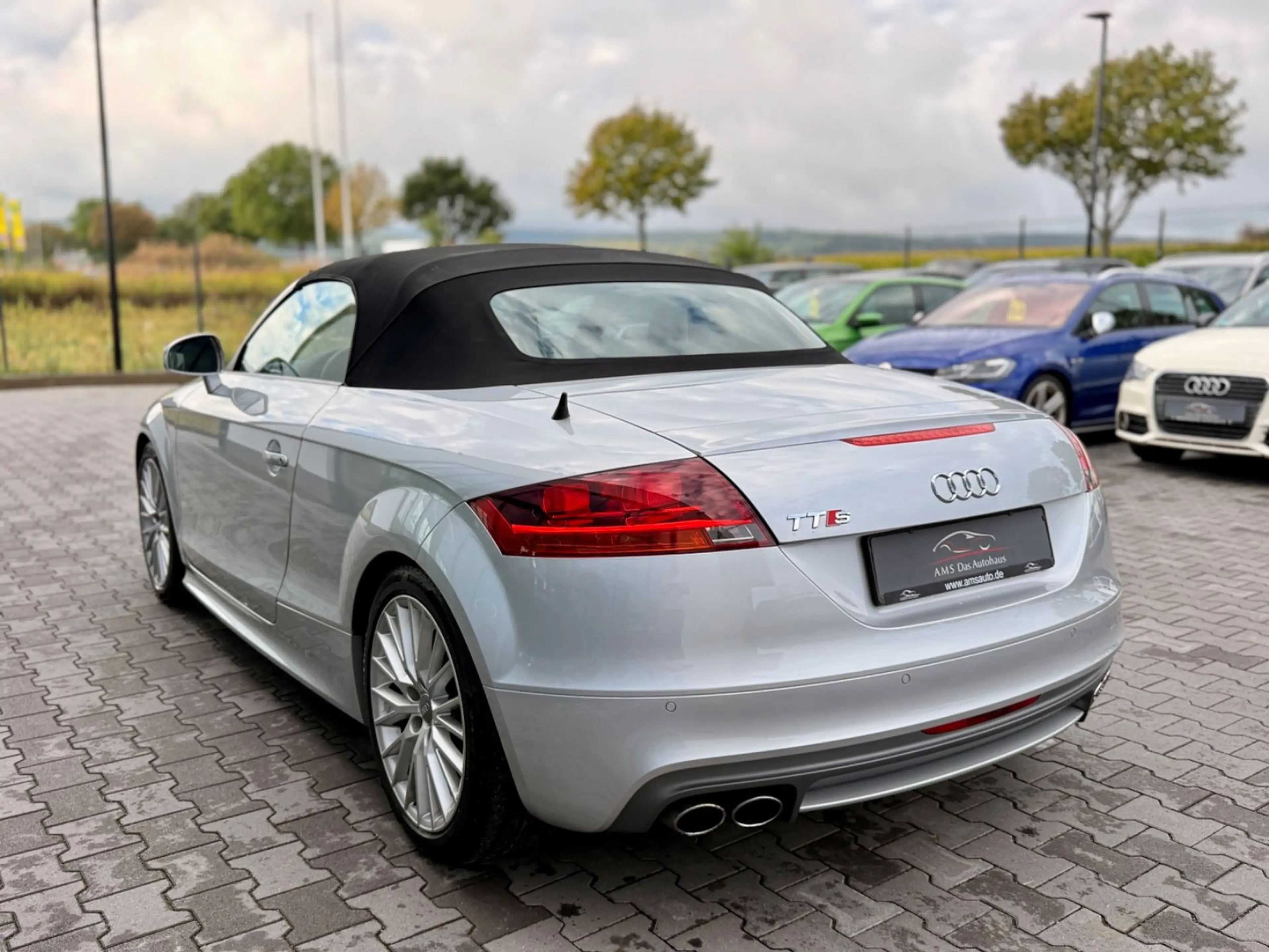 Audi TTS Roadster 2.0 TFSI quattro S line Xenon S — photo 5