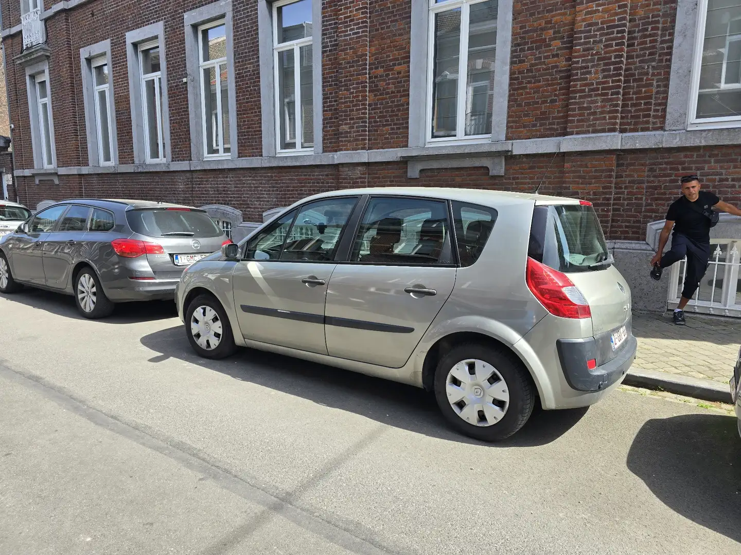 Renault Scenic 1.4 16V Authentique - 2