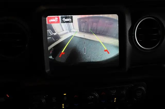 Jeep Wrangler view 10