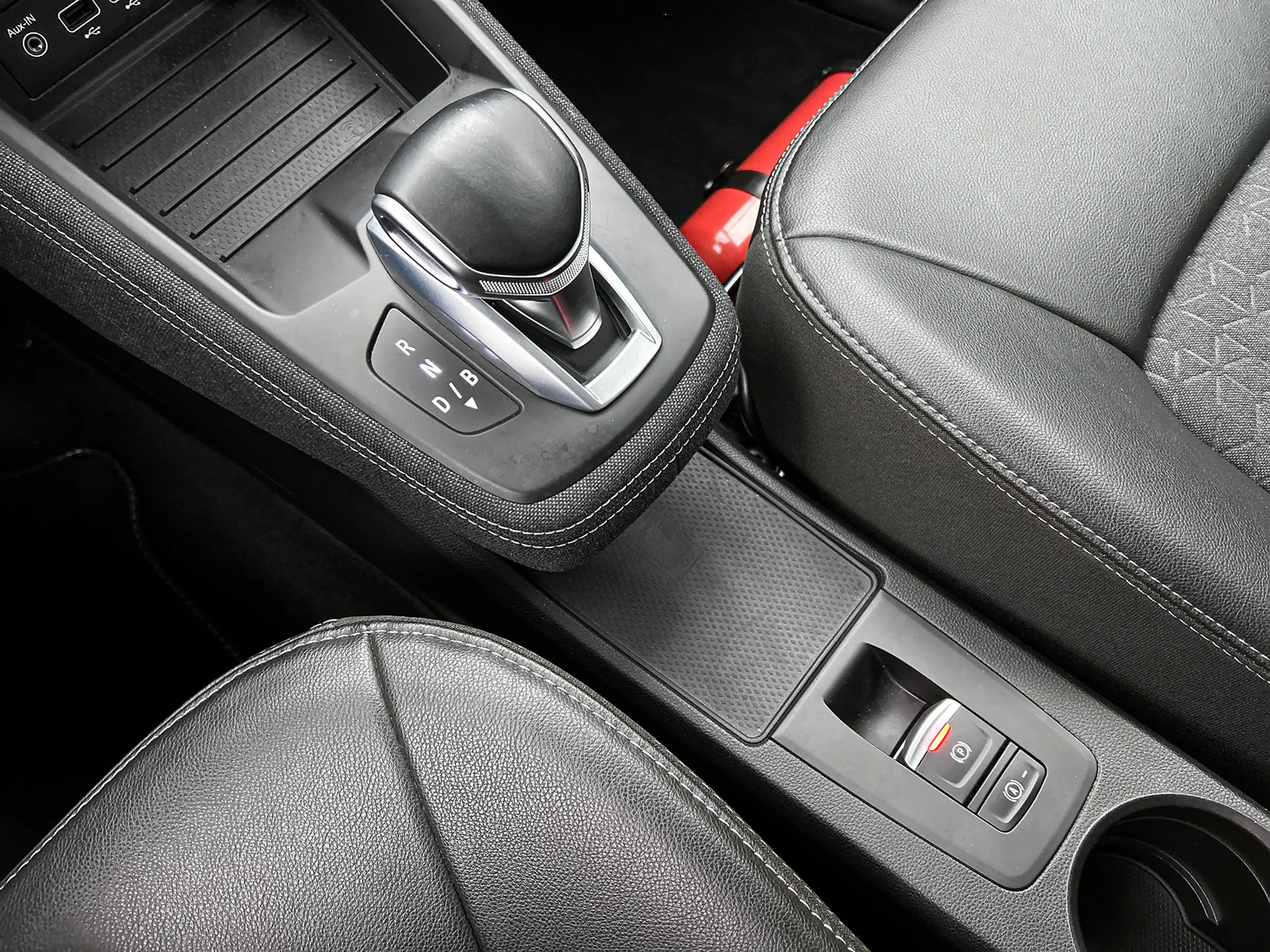 Renault ZOE R135 Iconic 52 kWh Camera, CarPlay, Bose — photo 6