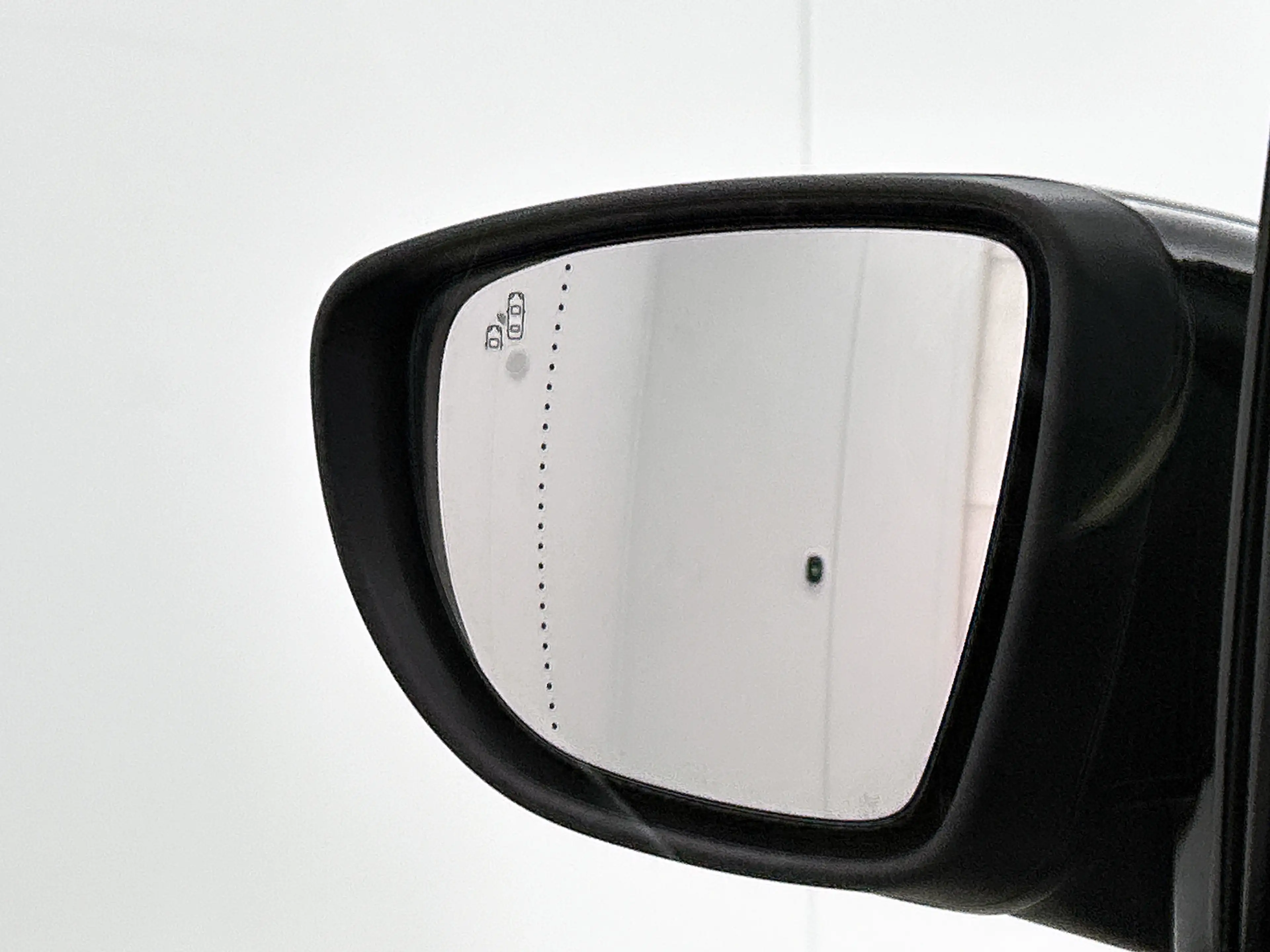 Renault ZOE R135 Iconic 52 kWh Camera, CarPlay, Bose — photo 26